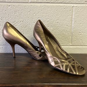 Steve Madden Gold Donatela Heels 10
